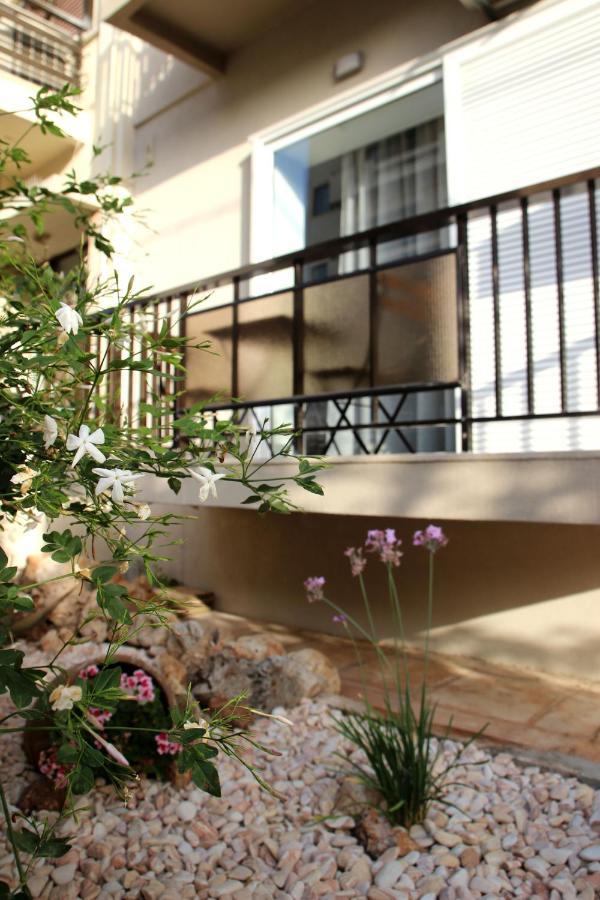 Jasminestay - Two Bedroom With Backyard La Canée