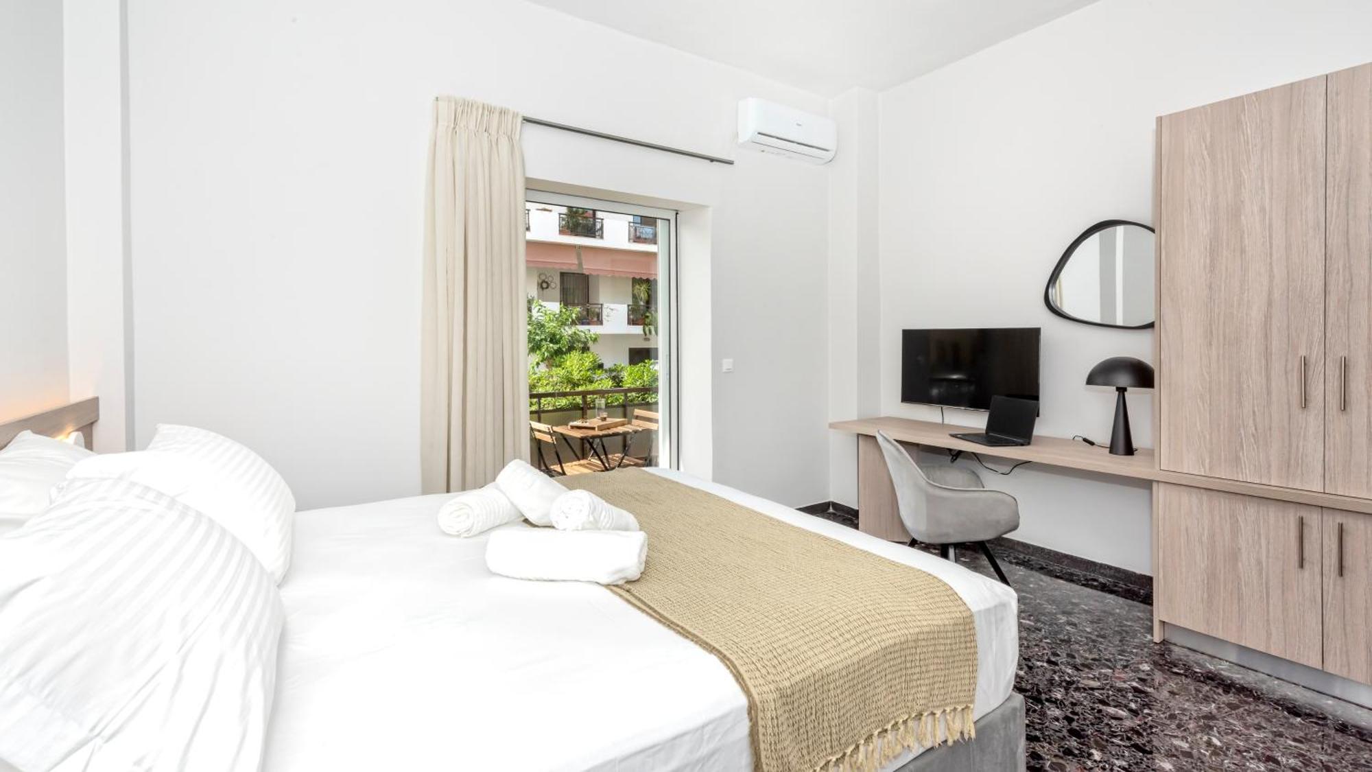 Jasminestay - Two Bedroom With Backyard Appartement La Canée