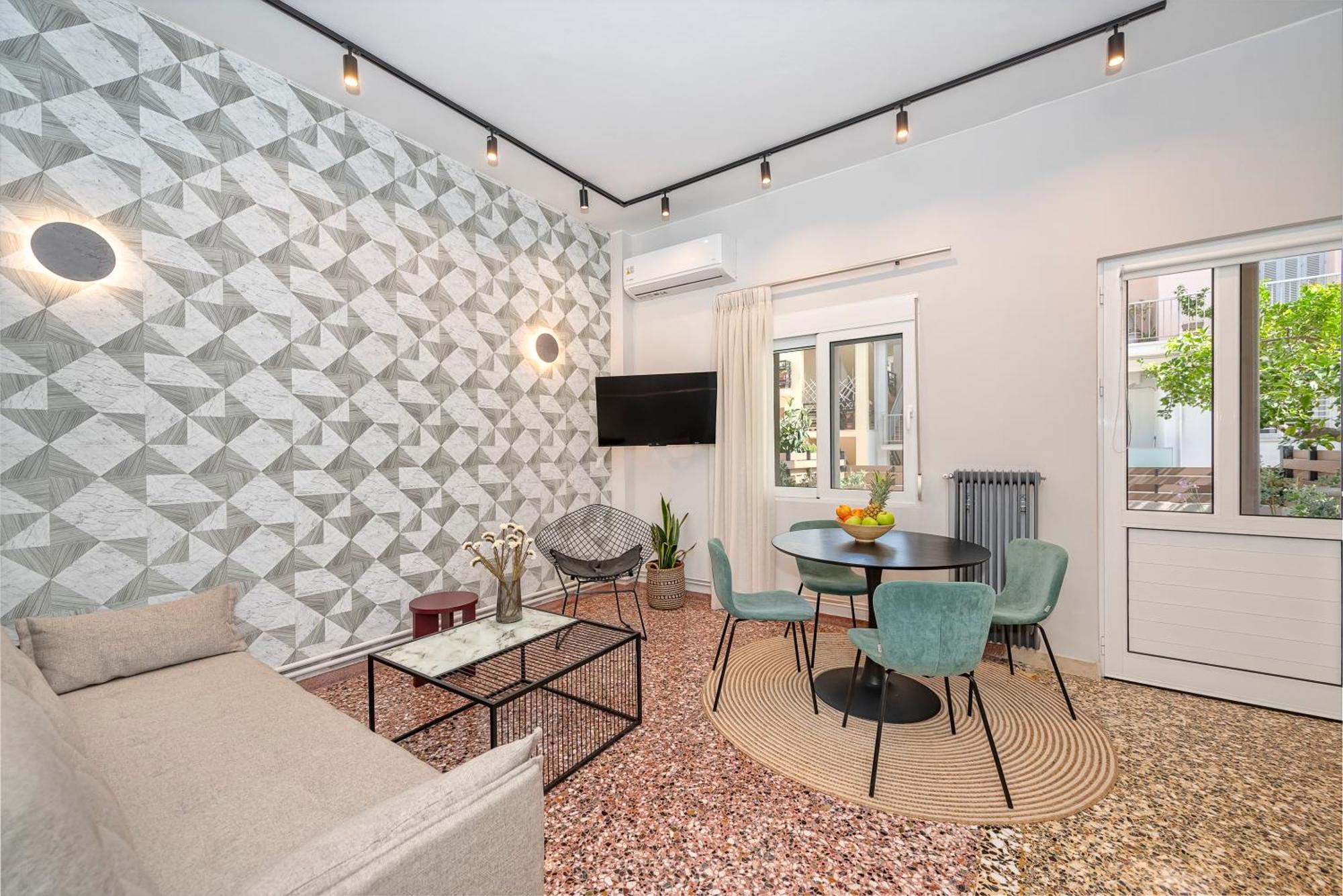 Jasminestay - Two Bedroom With Backyard Appartement La Canée