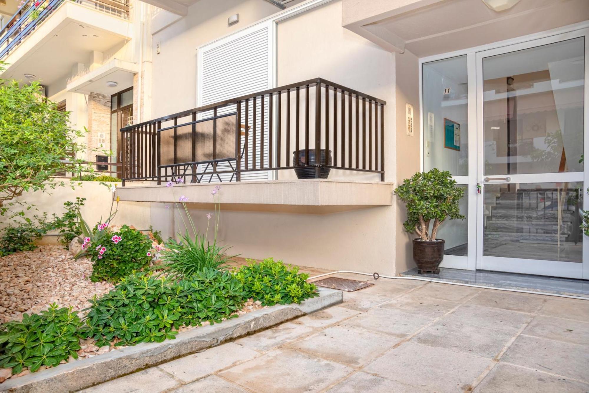 Appartement Jasminestay - Two Bedroom With Backyard La Canée